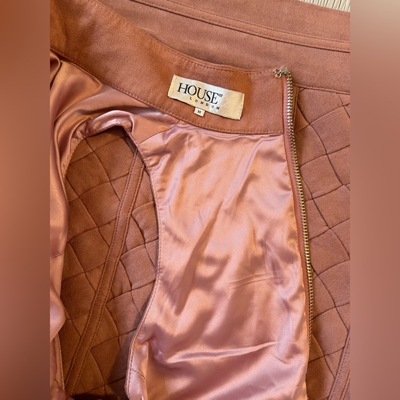 ❌SOLD❌ House of CB Marzia' Dusty Pink Cold Shoulder Bodysuit - Picture 3 of 8